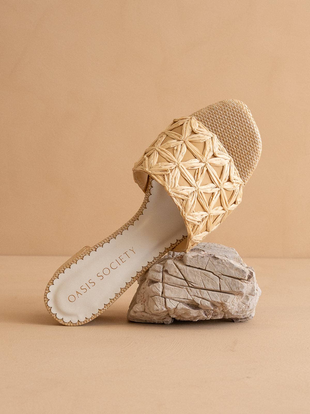 The Winona | Natural Woven Raffia Block Heel: NATURAL / 6.5