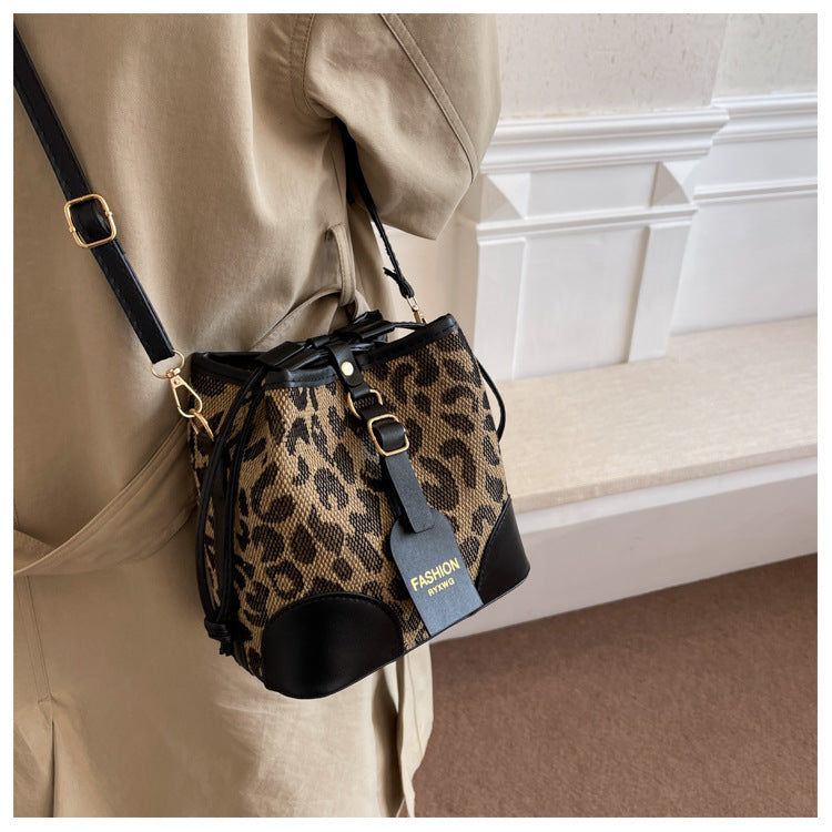 Leopard Small PU Leather Women Bucket Crossbody Bags 2024 Fall Designer Shoulder Bag Luxury Brand Ladies Handbag Lady Trend Tote