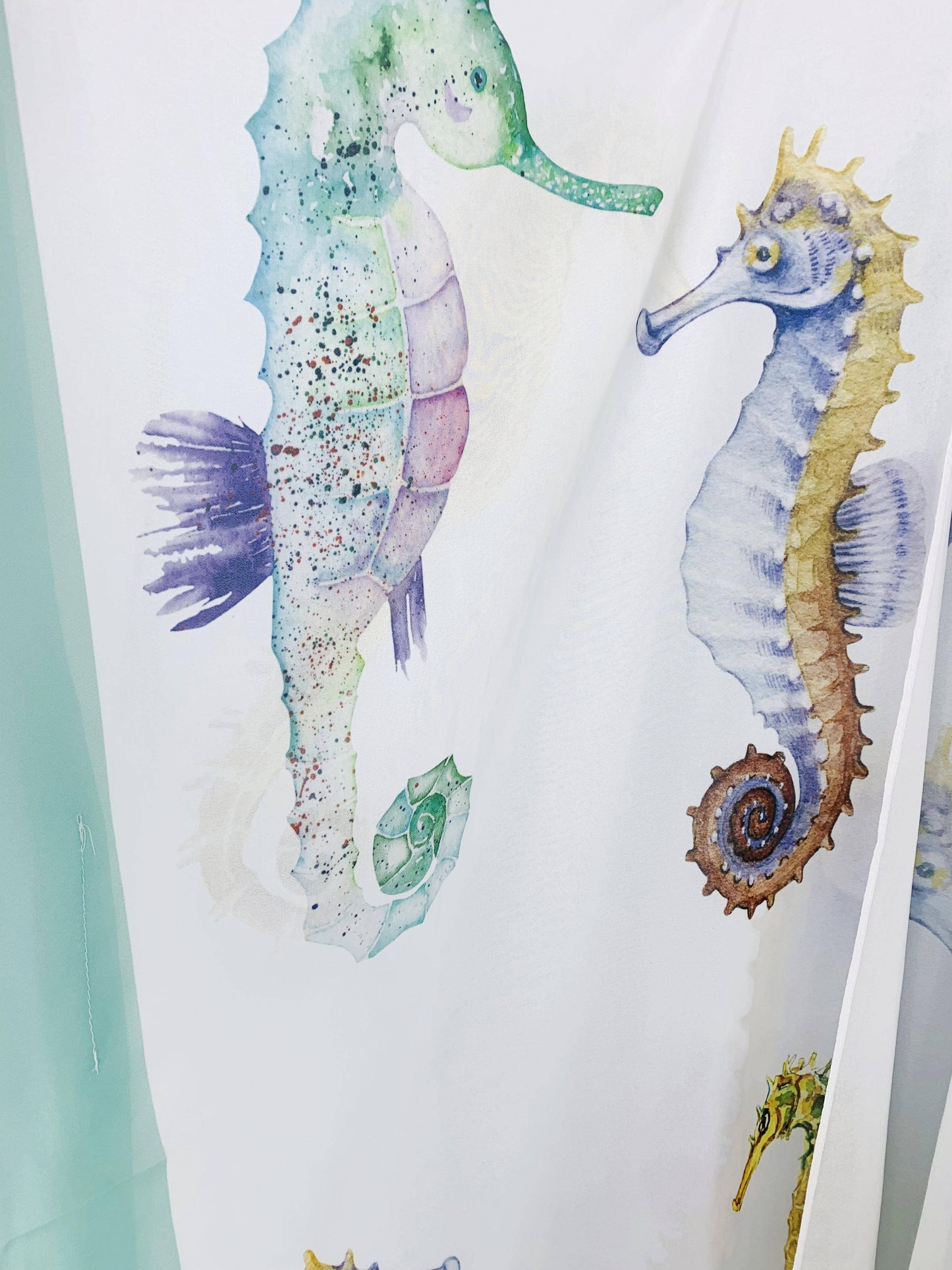 JC071011 White-Aqua Watercolor Seahorse Kimono