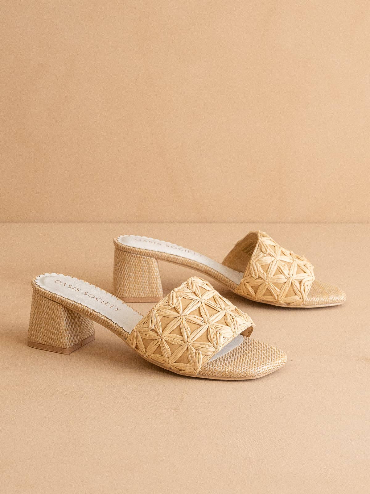The Winona | Natural Woven Raffia Block Heel: NATURAL / 6.5