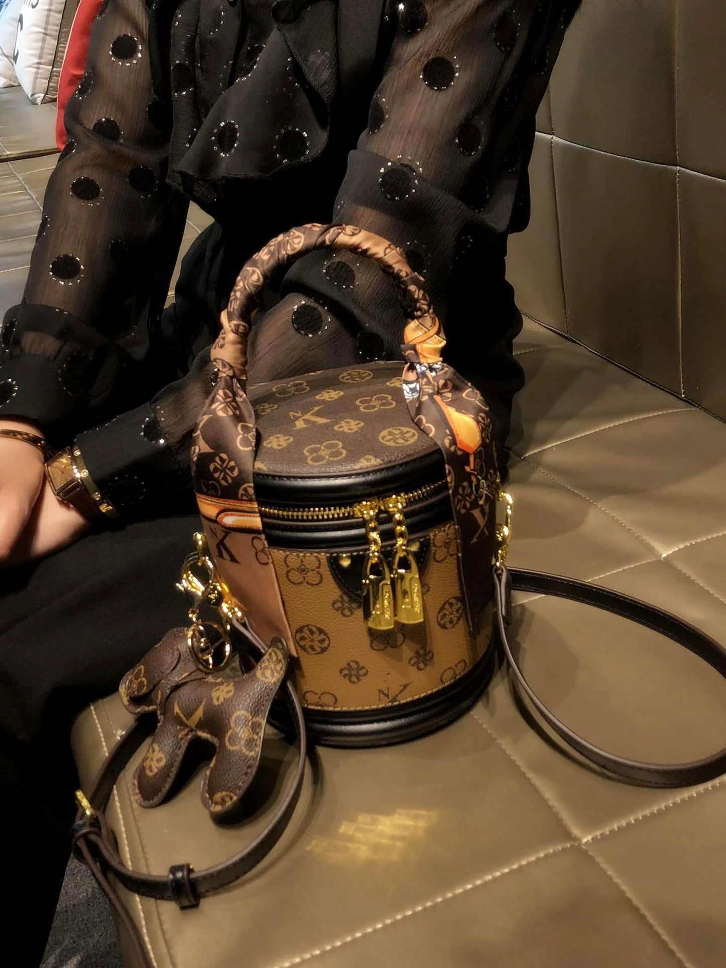 Bag Women's Genuine Leather Retro Fortune Bucket Shoulder Messenger Bag