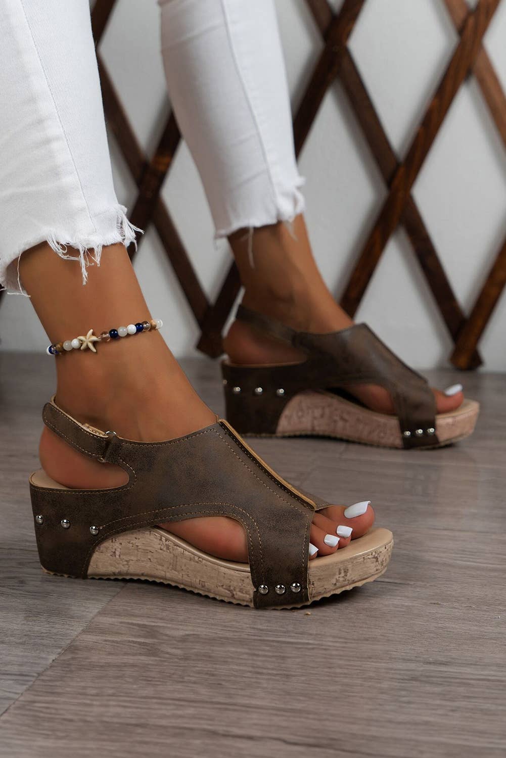 Suede Patched Studded Cut Out Wedge Sandals: Chestnut / (US 8)39