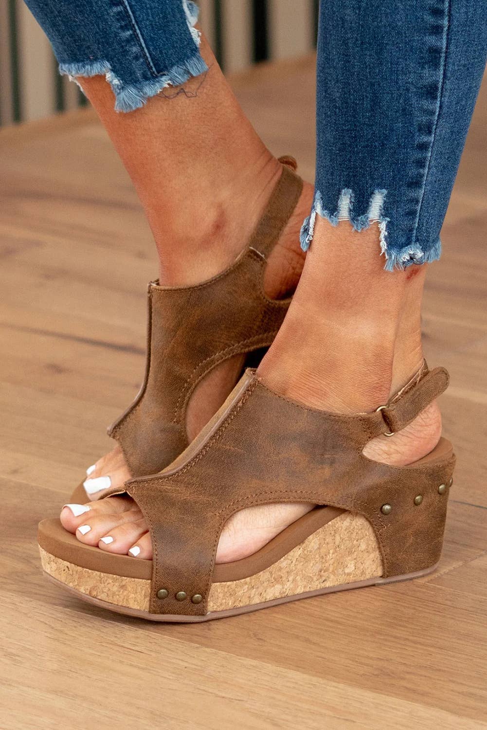 Vintage Leather Stitching Studded Wedge Sandals: Black / (US 8.5)40
